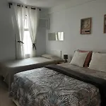 Playa De Americas Apto Cerca De La Playa, Con Piscina Y Parking Appartement