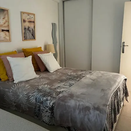 Con Piscinas Y Parking * 阿德耶